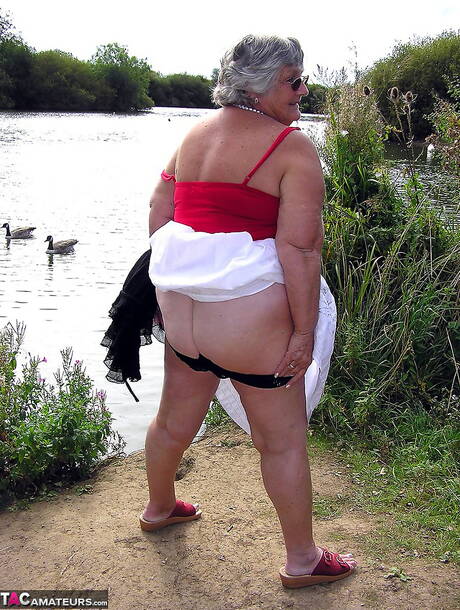 TAC Amateurs are pleased to offer you a free pictures featuring Grandma Libby xxx gallery 273808