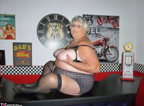 TAC Amateurs invite you to explore a free pictures with Grandma Libby xxx gallery 268443