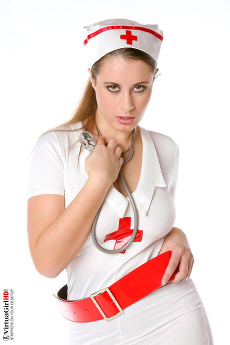 iStripper invite you to explore free xxx photos featuring Elya has a hot shape